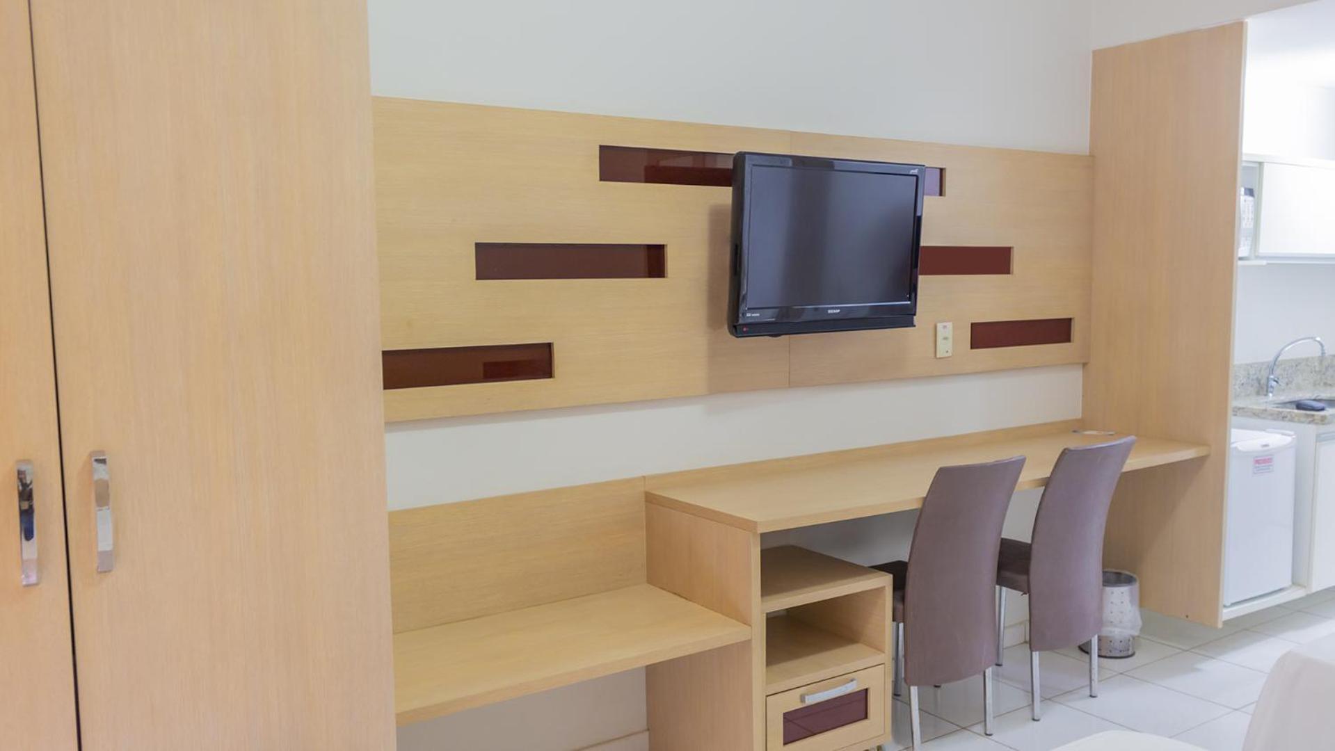 Hotel Lagoa Quente 4*