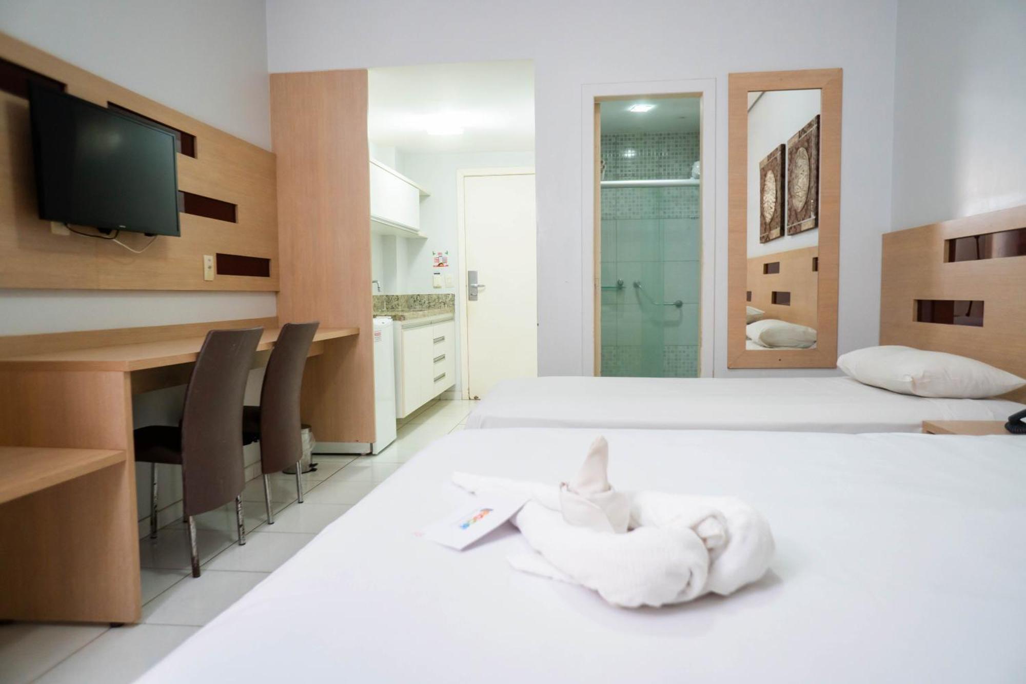 Hotel Lagoa Quente