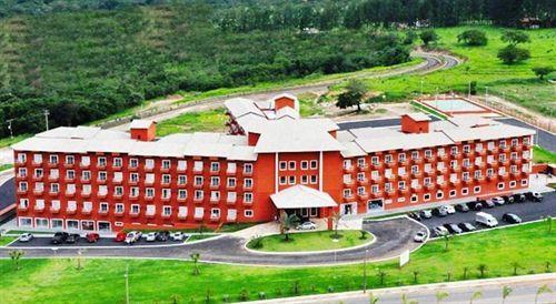 Hotel Lagoa Quente