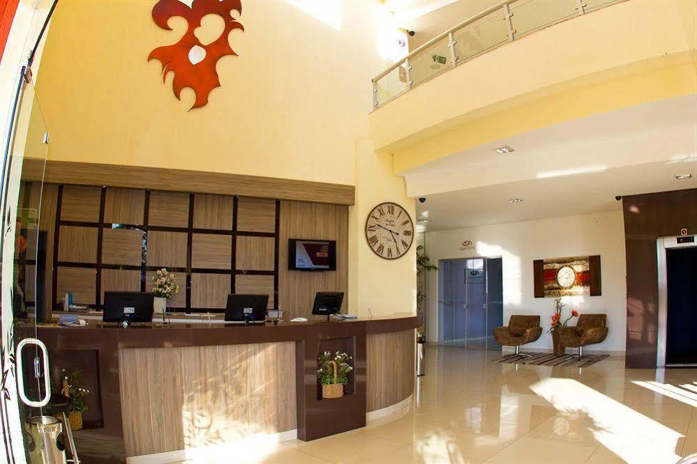 Lagoa Quente Hotel