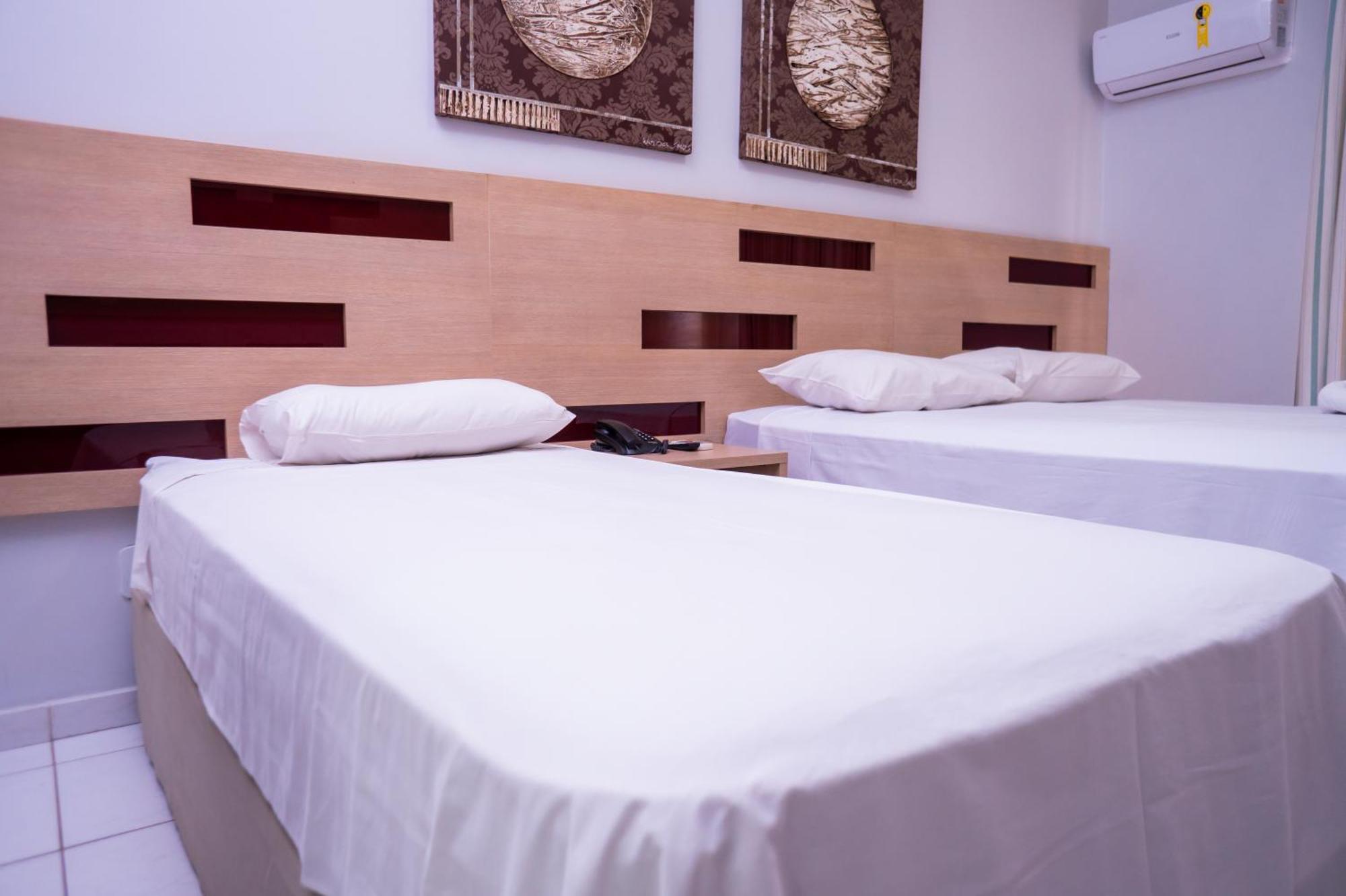 Hotel Lagoa Quente - Lagoa Oficial 4*